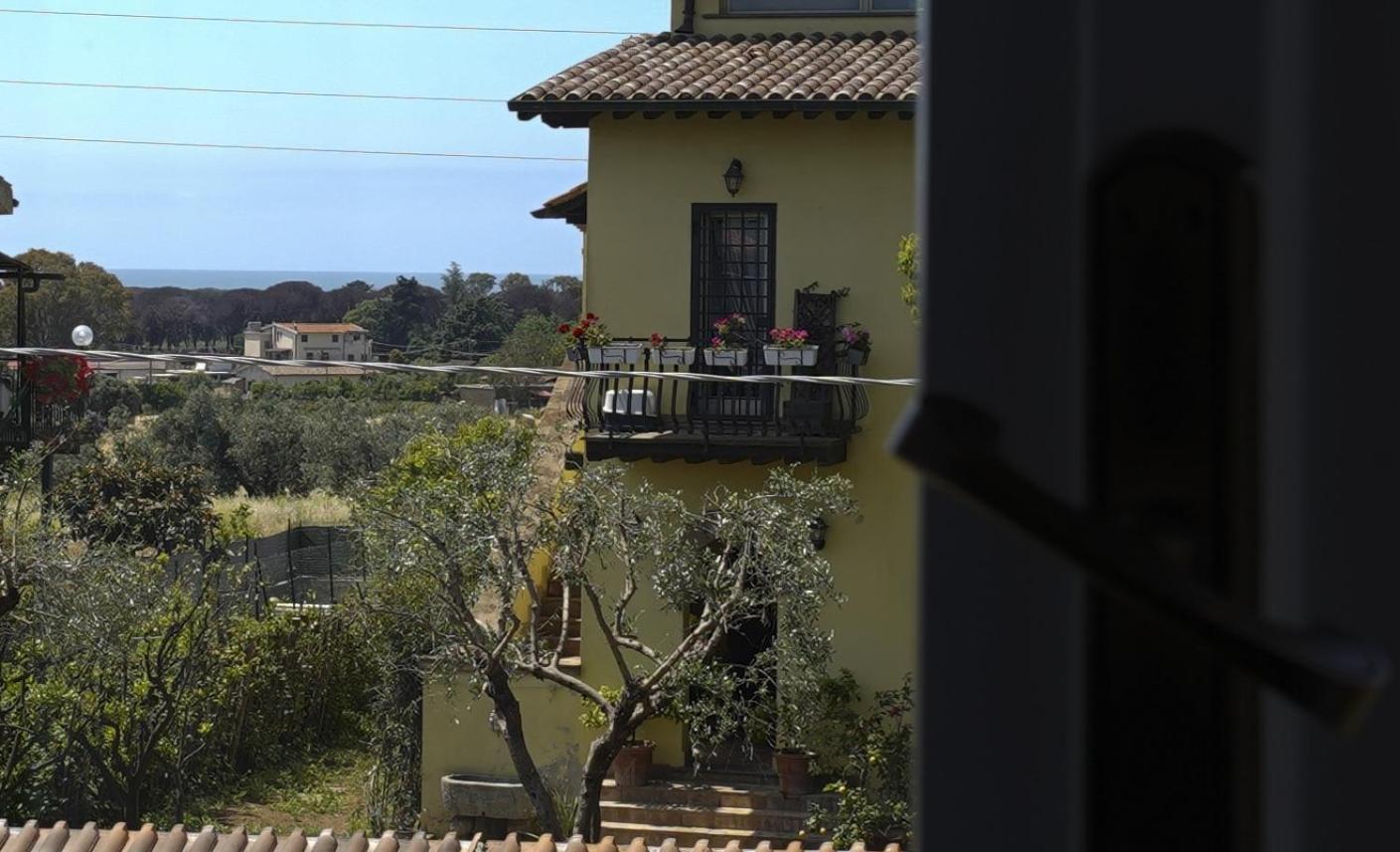 Da Piero E Gina Hotel Palidoro Exterior foto