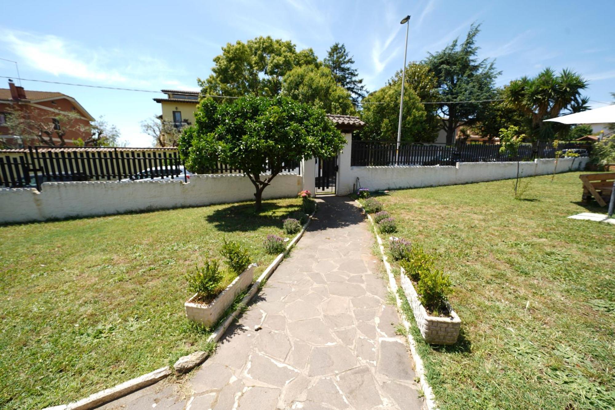 Da Piero E Gina Hotel Palidoro Exterior foto